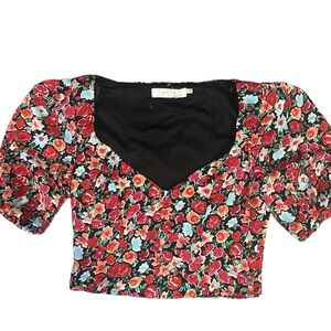 ASTR The Label Red Floral, Puff Sleeve, V-Neck, Cropped Blouse, Side‎ Zip, Small